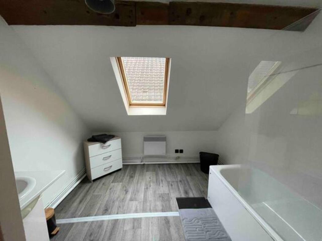 Appartement En Duplex Centre Ville D'Onnaing Eksteriør bilde